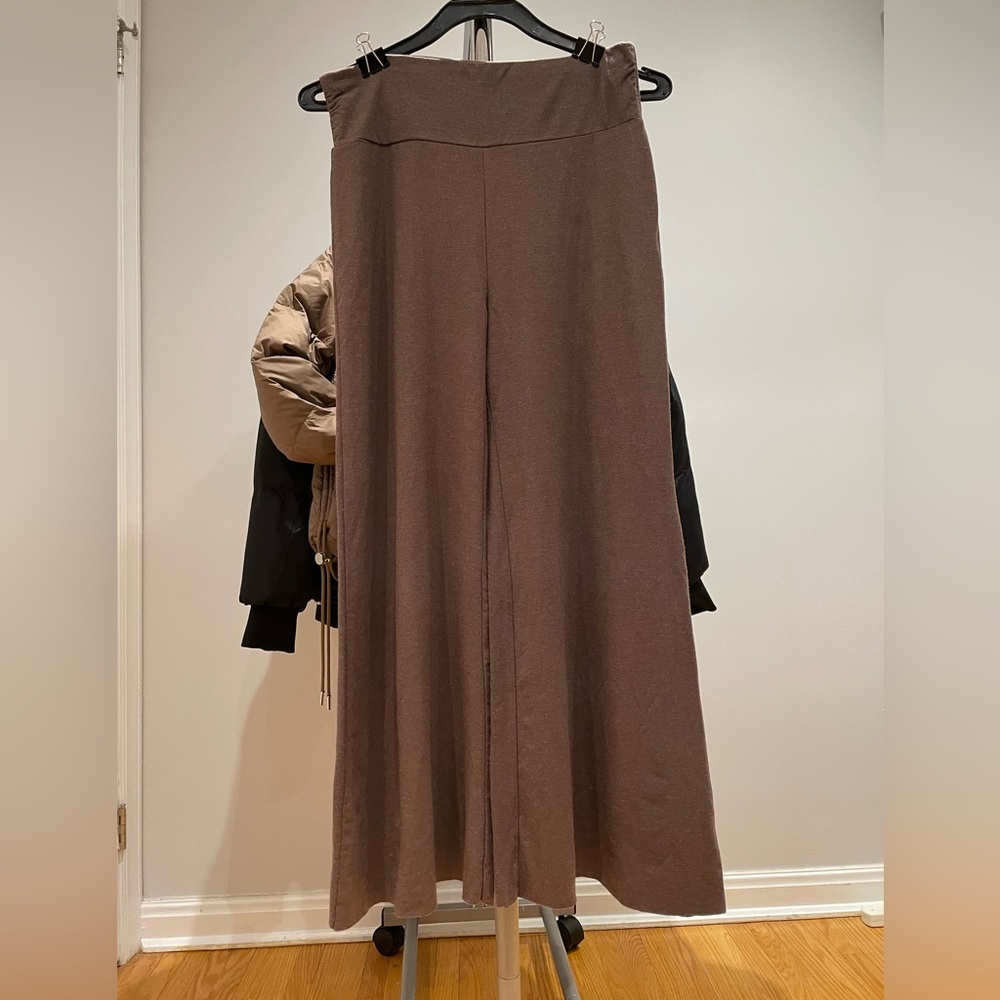 🇨🇦 6 for $25 🇨🇦 Wide leg Pants